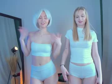 girl
        cassie_palmer cam image #6803059