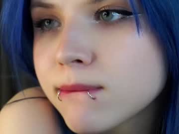 girl
        merciabawden cam image #6792441
