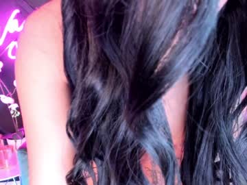 girl
        vanessa_vega cam image #997316