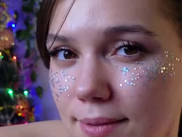 girl
        teresabriggs cam image #3082357