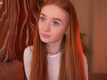 girl
        lizzy_blaze cam image #3381623