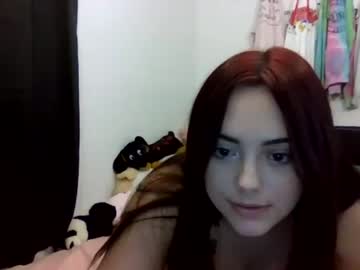 girl
        alinarose7 cam image #1421470