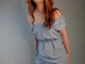 girl
        evadolphin cam image #1527075