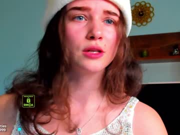 girl
        demurelixir cam image #586046