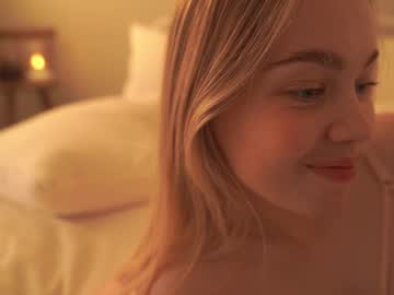girl
        bibi_it_is cam image #6501178
