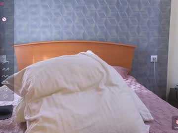 girl
        evasee cam image #5120051