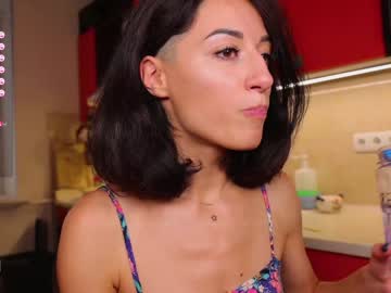 girl
        dora_sexplorer cam image #2579836