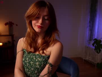 girl
        alisonrouge cam image #3681593