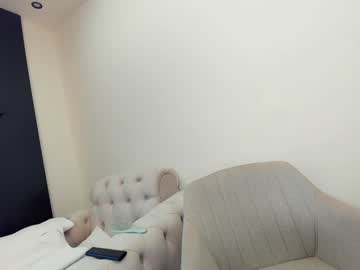 girl
        ehotlovea cam image #5852163