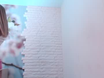 girl
        mazzanti_ cam image #3666073