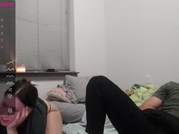 girl
        nicolekc cam image #1227696