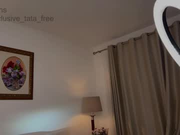 girl
        tatti_1 cam image #4739113