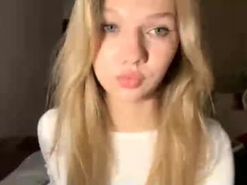 girl
        sultry_dreamer_4ever cam image #6705387