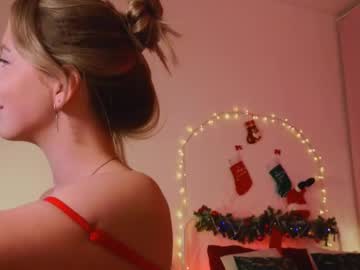 girl
        emmi_rosee cam image #5769925