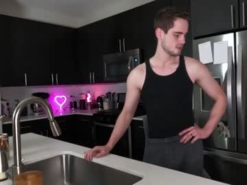 couple
        ari_lovexo cam image #2899649