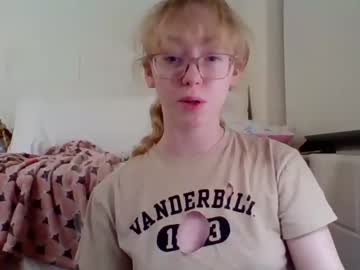girl
        blonde_katie cam image #3452806