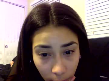 girl
        selynasolis cam image #4509921