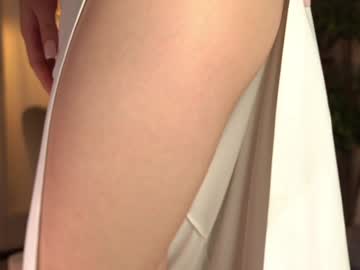 girl
        refined_style cam image #5352127