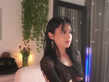 girl
        mysticxkitty cam image #6841954