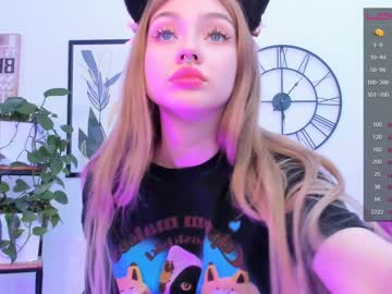 girl
        elizabeth__gray cam image #798341