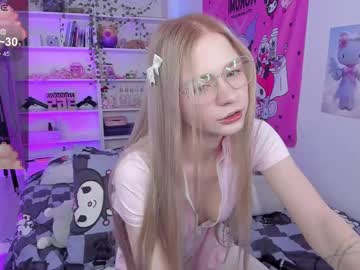girl
        pussyboy_meow cam image #6261180