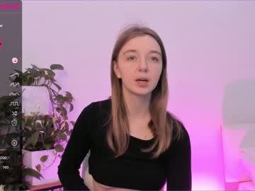 girl
        elizabeth__gray cam image #525192