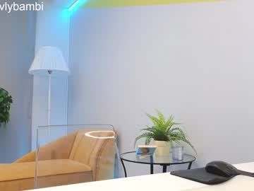 girl
        lovlybambi cam image #2766585