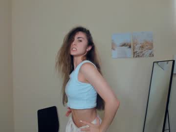 girl Live Cam Girls Love To Strip Naked For Their Viewers with sweetfilling