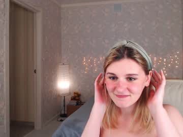 girl
        tendermoon__ cam image #3299809