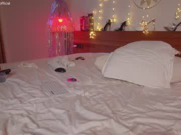 girl
        emilia98xxx cam image #3546699