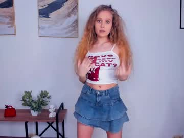 girl
        s1ren_s0ng cam image #6441377