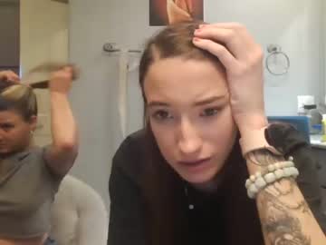 couple
        slangingandbangin cam image #3990006