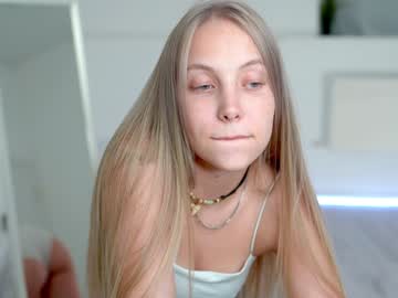 girl
        appr0ved cam image #5231905