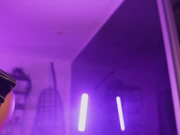girl
        goth_dolll cam image #4990276