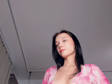 girl
        riskyproject cam image #5791211