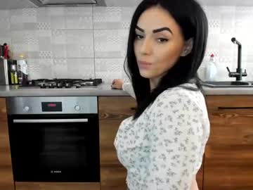 girl
        missnelly cam image #2076314