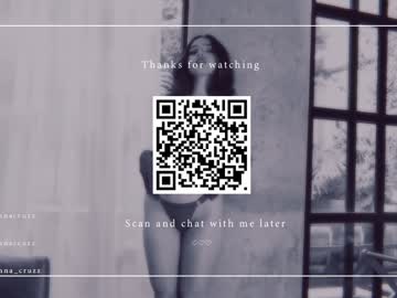 girl
        mariannacruzz cam image #6053127