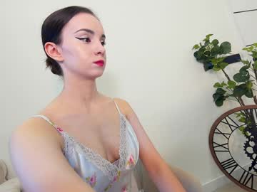 girl
        ehotlovea cam image #5887934