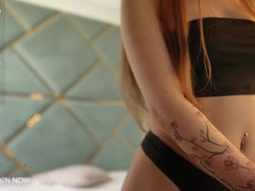 girl
        angel_luisa cam image #6729952