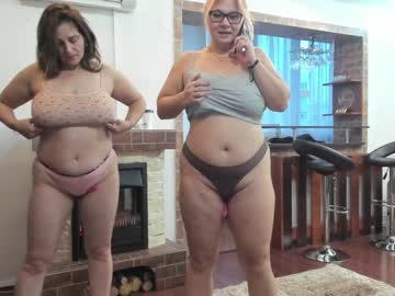 couple
        juliana35 cam image #3009313