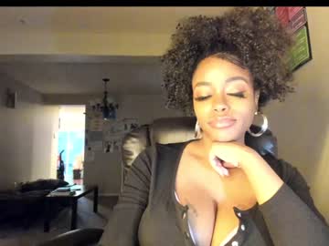 girl
        napudi1 cam image #3639146