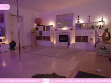 girl
        hannahjames710 cam image #1099441