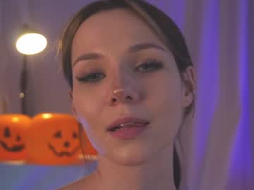 girl
        kateuwugirl cam image #2666928