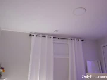 girl
        onlyems23 cam image #746921