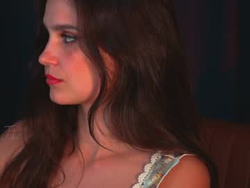 girl
        lola_jd cam image #5945331