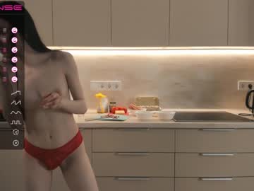 girl
        oki_dokie cam image #1811463
