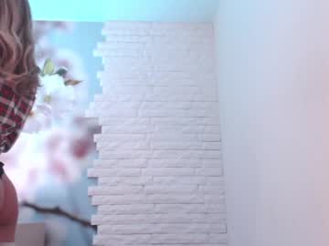 girl
        mazzanti_ cam image #4428583