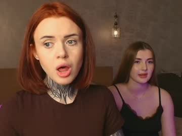girl
        caressyourself cam image #6466655