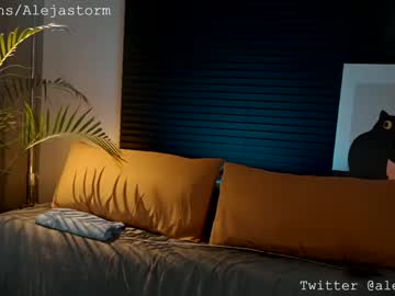 girl
        alejastorm cam image #4941044
