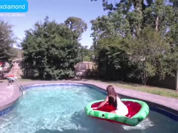 girl
        ashlyndiamond cam image #1620879